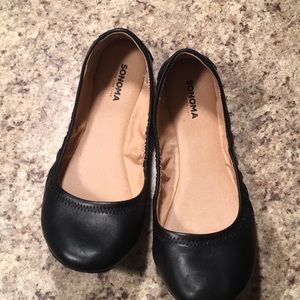 Sonoma black flats